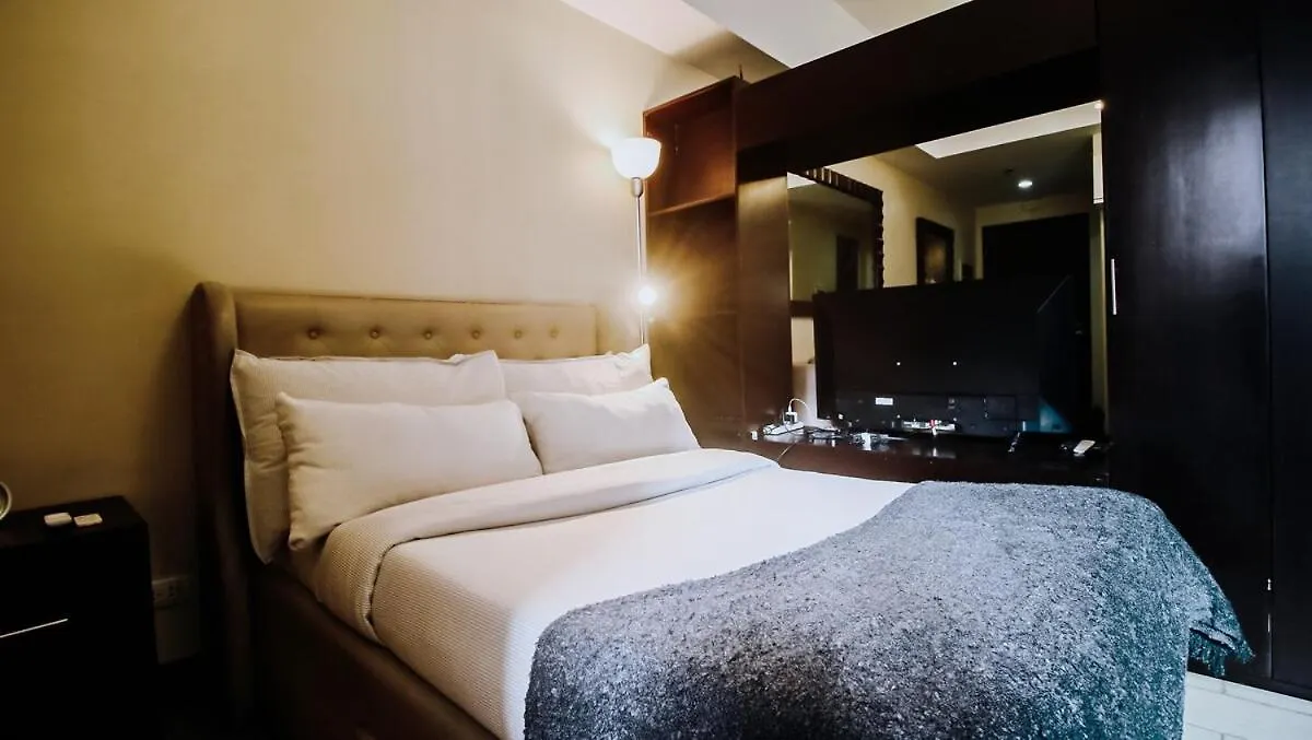 Venice Stay! Free Amenities, Steps To Grand Canal Manila 0*,  Philippines