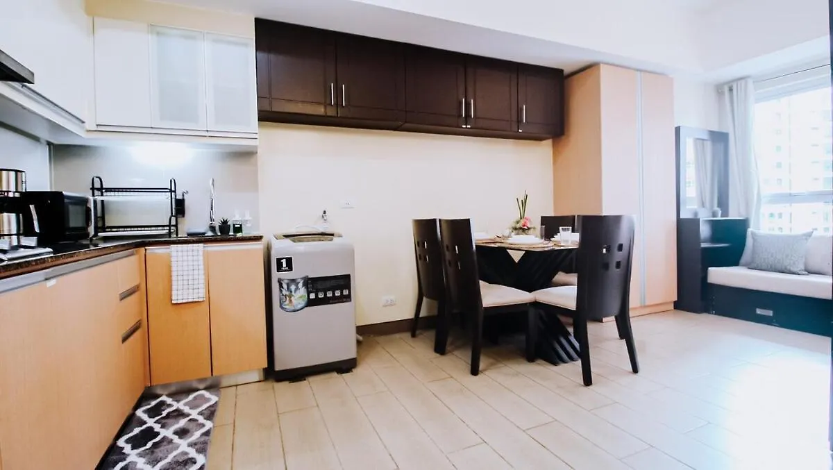 Venice Stay! Free Amenities, Steps To Grand Canal Manila